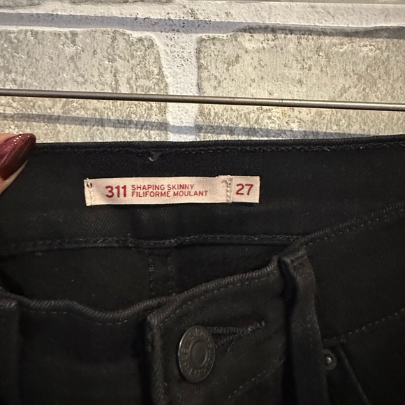 Levi’s 311 - Picture 2 of 5